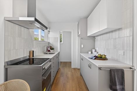 Photo of property in 3/102 Edward Avenue, Edgeware, Christchurch, 8013