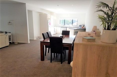 Photo of property in 3 Oak Avenue, Paremata, Porirua, 5024
