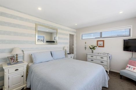 Photo of property in 35a Hewitts Road, Merivale, Christchurch, 8014