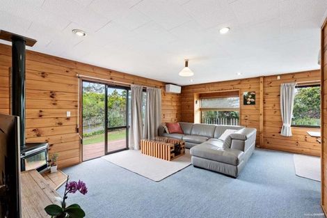 Photo of property in 151 Chivalry Road, Glenfield, Auckland, 0629