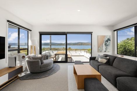 Photo of property in 191 Marine Parade, Seatoun, Wellington, 6022