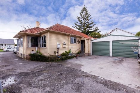 Photo of property in 6 List Street, Welbourn, New Plymouth, 4310