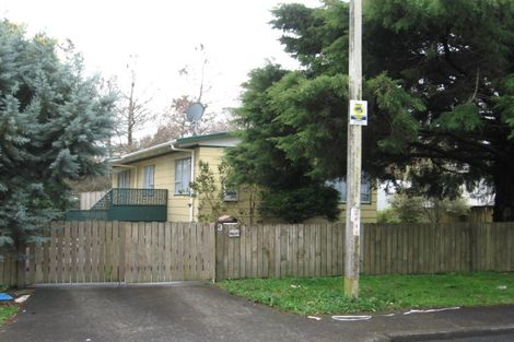 Photo of property in 3 Dulcie Place, Red Hill, Papakura, 2110