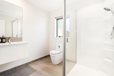 Photo of property in 16a Pine Avenue, Henderson, Auckland, 0612