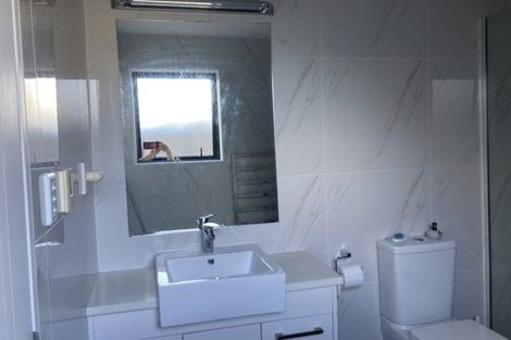 Photo of property in 63 Castlederg Drive, Flat Bush, Auckland, 2019