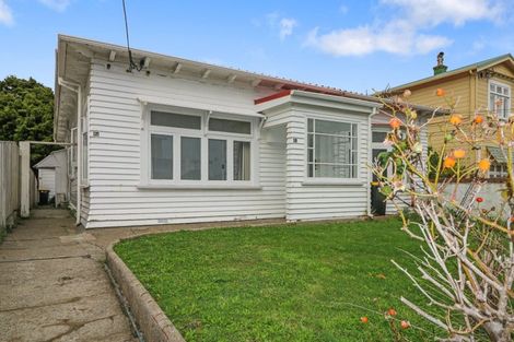 Photo of property in 8 Levy Street, Mount Victoria, Wellington, 6011