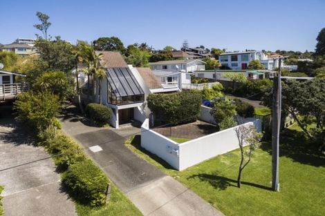 Photo of property in 1/34 Beulah Avenue, Rothesay Bay, Auckland, 0630