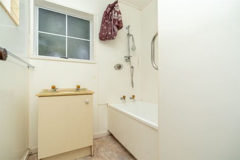 Photo of property in 106 Tuhikaramea Road, Dinsdale, Hamilton, 3204