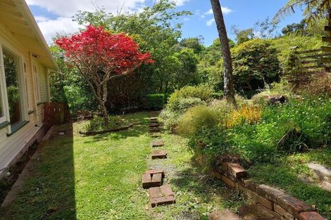 Photo of property in 6 Highland Crescent, Wadestown, Wellington, 6012