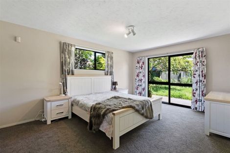 Photo of property in 66 Apsley Drive, Avonhead, Christchurch, 8042