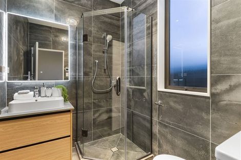 Photo of property in 8 Kumukumu Road, Long Bay, Auckland, 0630