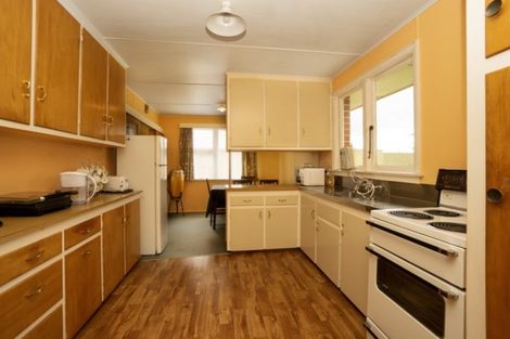 Photo of property in 18 Thomas Street, Ranfurly, 9332