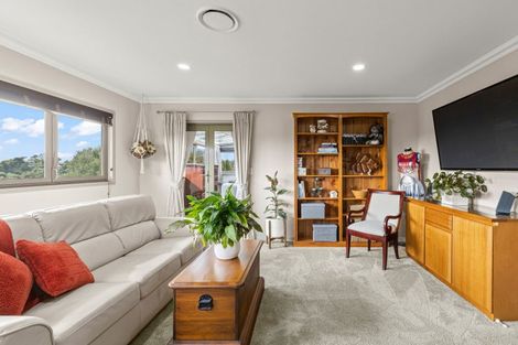Photo of property in 176b Heta Road, Highlands Park, New Plymouth, 4312