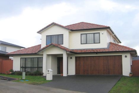 Photo of property in 13 Kalmore Place, Flat Bush, Auckland, 2016