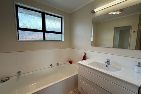 Photo of property in 49 Glamis Avenue, Bell Block, New Plymouth, 4312