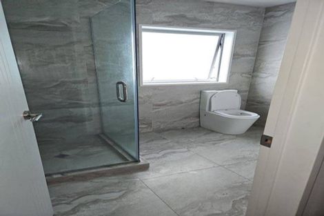 Photo of property in 10 Cliff Road, Papakura, 2110