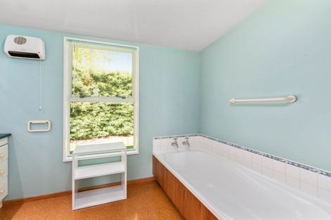 Photo of property in 10 Cherry Court, Wanaka, 9305