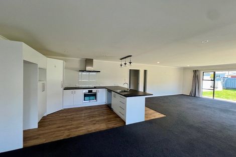 Photo of property in 12 Merton Street, Trentham, Upper Hutt, 5018