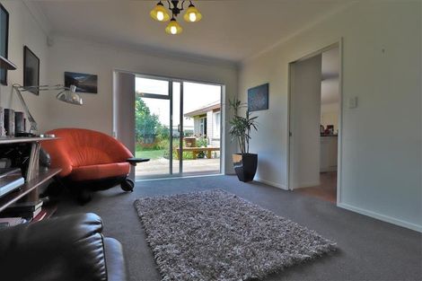 Photo of property in 11 Jacaranda Court, Pukekohe, 2120