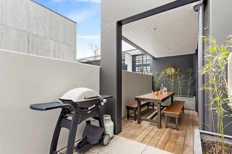 Photo of property in 412/8 Kingsland Terrace, Kingsland, Auckland, 1021