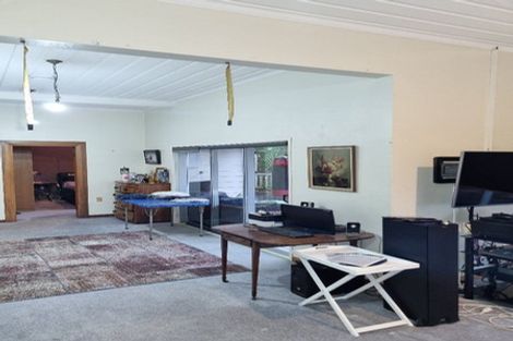 Photo of property in 27 Parrs Road, Hurworth, New Plymouth, 4371