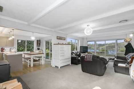 Photo of property in 11 Junction Road, Ravensbourne, Dunedin, 9022