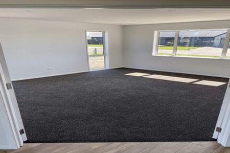 Photo of property in 52 Watkins Drive, Rangiora, 7400