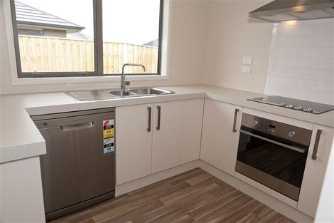 Photo of property in 41 Rossall Crescent, Rolleston, 7615