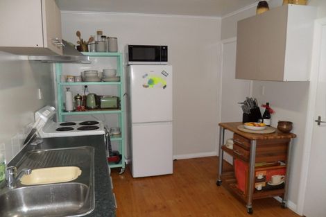 Photo of property in 1/144 Nicholson Road, Khandallah, Wellington, 6035