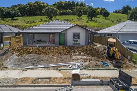 Photo of property in 23 Lakeside Terrace, Omokoroa, 3114
