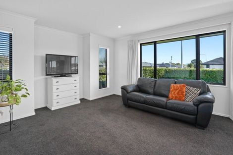 Photo of property in 50 Exeter Street, Stoke, Nelson, 7011