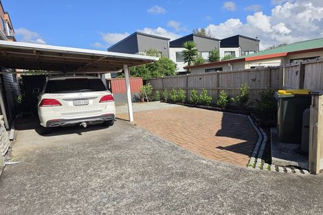 Photo of property in 646 Te Atatu Road, Te Atatu Peninsula, Auckland, 0610