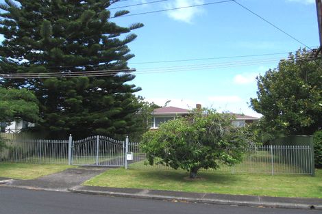 Photo of property in 5 Watene Road, Mount Wellington, Auckland, 1060