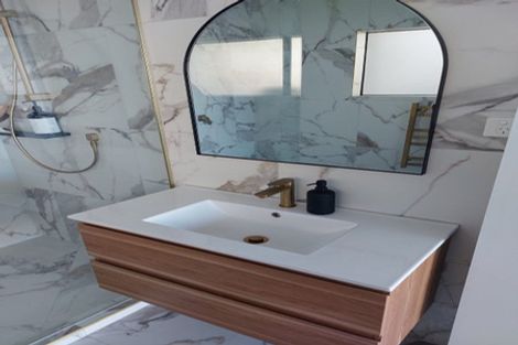 Photo of property in 102 West Hoe Heights, Orewa, 0931