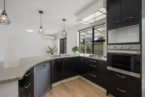Photo of property in 15 Crossley Street, Katikati, 3129
