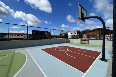 Photo of property in 5/60 Kelman Road, Kelston, Auckland, 0602