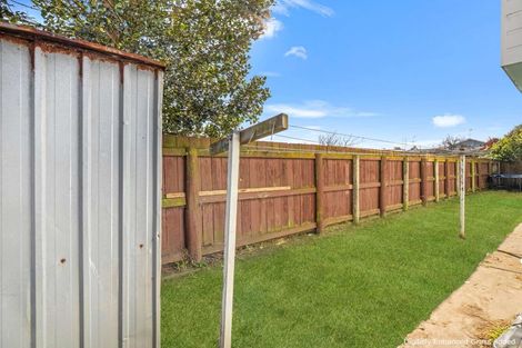 Photo of property in 12b Cambridge Street, Gonville, Whanganui, 4501