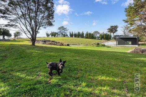 Photo of property in 22 Houkura Place, Taupaki, Henderson, 0782