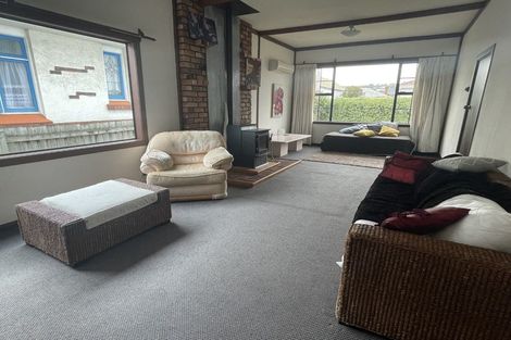 Photo of property in 115 Macandrew Road, South Dunedin, Dunedin, 9012