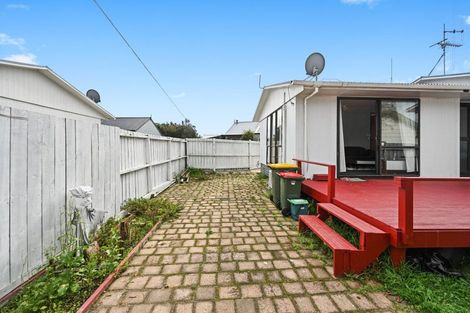 Photo of property in 15 Garland Drive, St Andrews, Hamilton, 3200