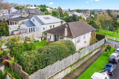 Photo of property in 51 Baildon Road, Grey Lynn, Auckland, 1021
