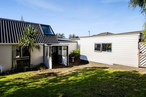 Photo of property in 14 Antonia Place, Bell Block, New Plymouth, 4312