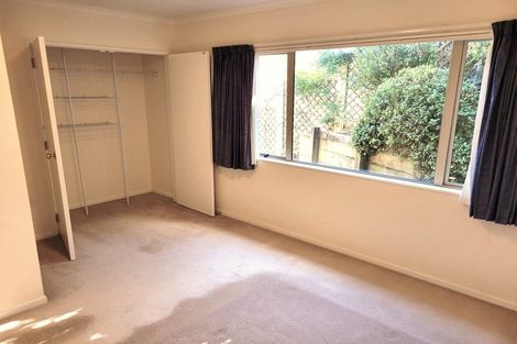 Photo of property in 102a Parkvale Road, Karori, Wellington, 6012