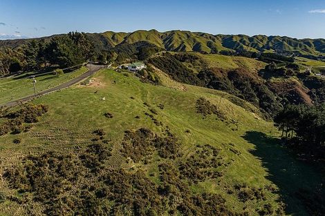 Photo of property in 68-76 The Track, Plimmerton, Porirua, 5026