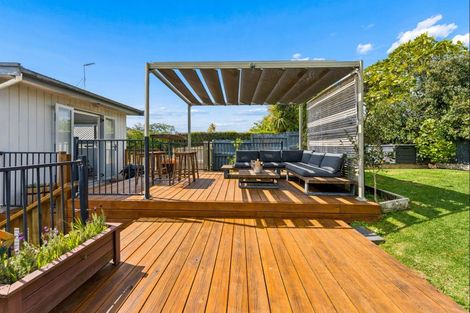 Photo of property in 52b Bay Street, Red Beach, 0932