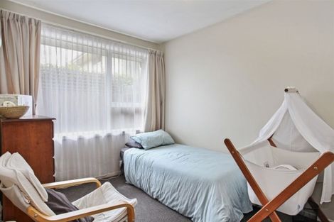 Photo of property in 2/59 Winters Road, Redwood, Christchurch, 8051