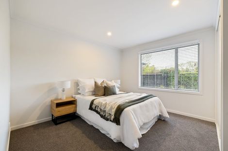 Photo of property in 35 Kirkwood Avenue, Upper Riccarton, Christchurch, 8041