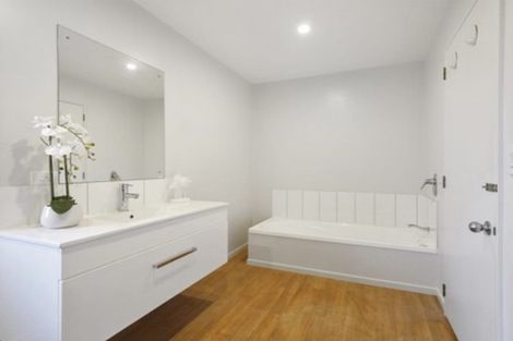 Photo of property in 50a Elm Tree Avenue, Frankton, Queenstown, 9300