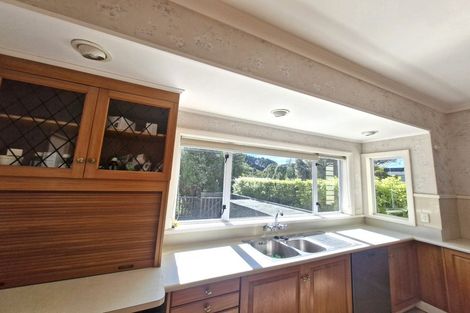 Photo of property in 13 Waikare Street, Karori, Wellington, 6012