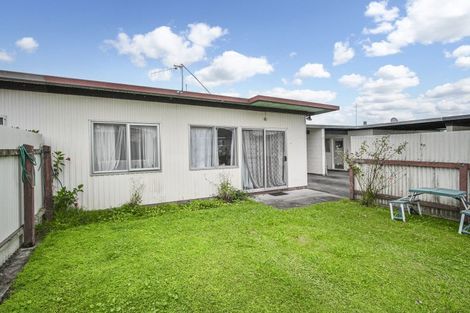 Photo of property in 3/404 Ikanui Road, Frimley, Hastings, 4120